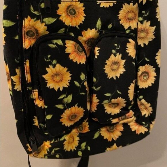 No Boundaries Cotton Canvas Sling Backpack Sunflowers Print - Picture 8 of 12